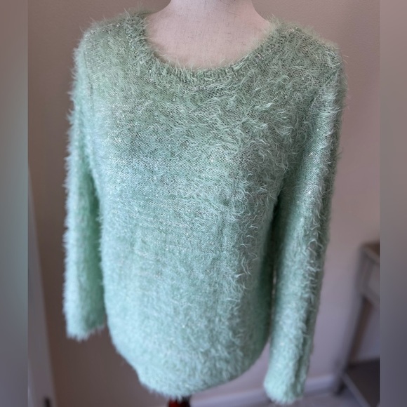 Anthony Richards fuzzy sweater - Picture 5 of 6